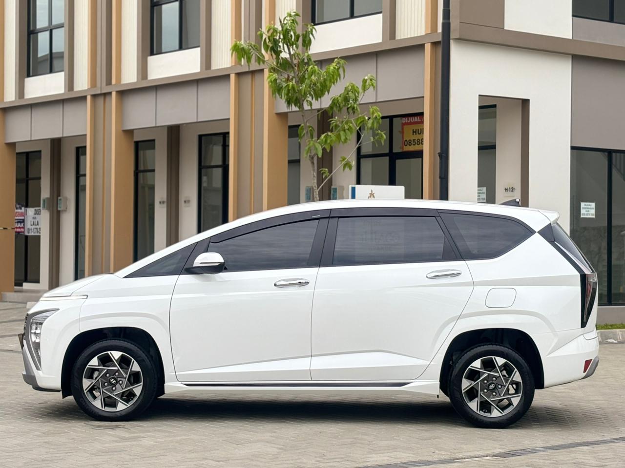 Hyundai Stargazer  2024